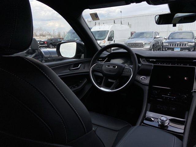 new 2025 Jeep Grand Cherokee car, priced at $47,613