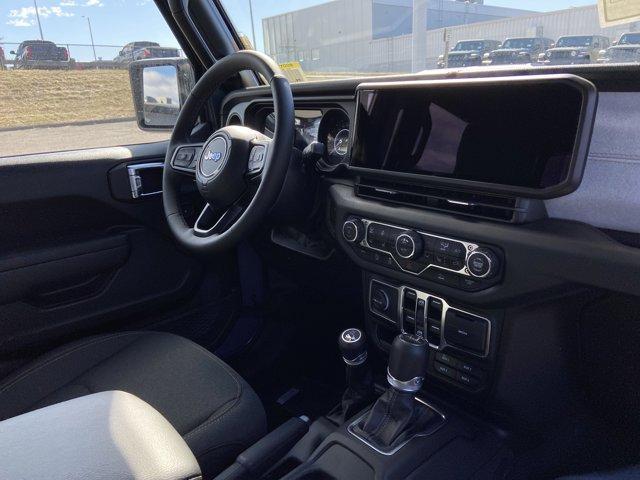 new 2025 Jeep Gladiator car, priced at $45,393