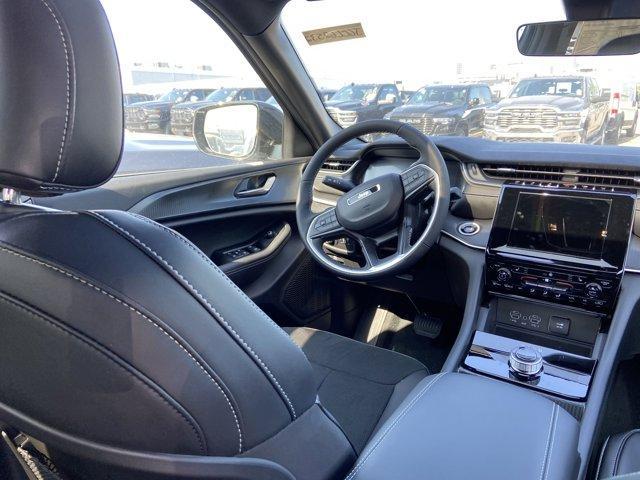 new 2025 Jeep Grand Cherokee L car, priced at $44,568