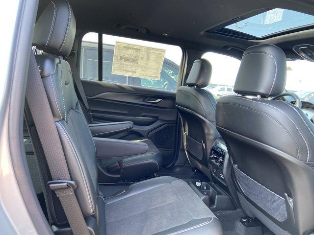 new 2025 Jeep Grand Cherokee L car, priced at $44,568