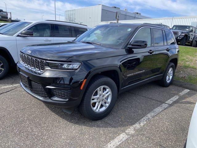 new 2025 Jeep Grand Cherokee car, priced at $40,920