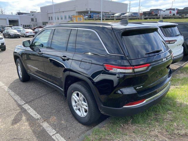 new 2025 Jeep Grand Cherokee car, priced at $40,920