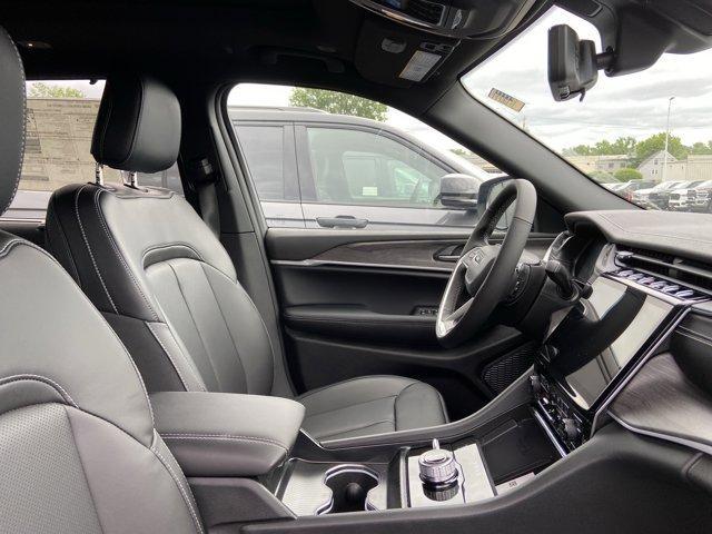 new 2025 Jeep Grand Cherokee L car, priced at $51,604
