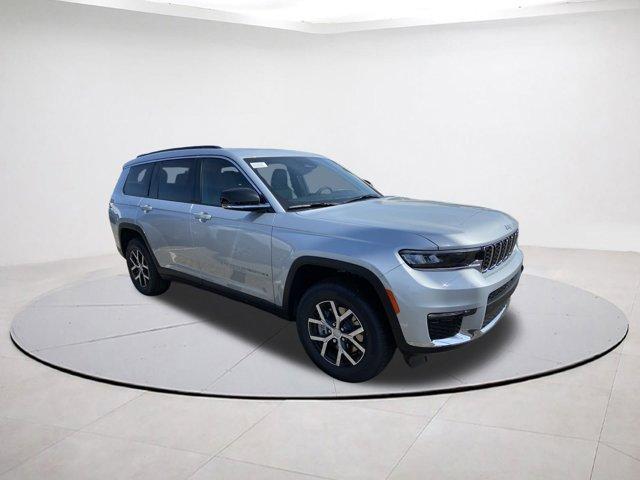new 2025 Jeep Grand Cherokee L car, priced at $46,493