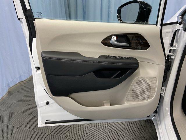 used 2024 Chrysler Pacifica car, priced at $48,499