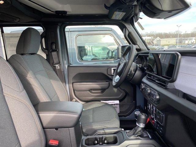 new 2026 Jeep Gladiator car, priced at $53,930