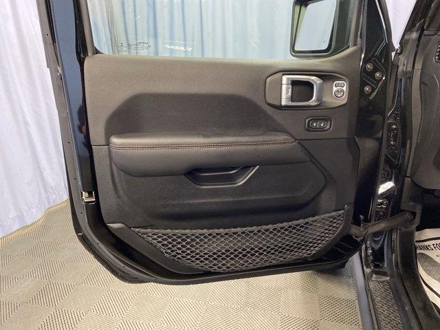 used 2021 Jeep Gladiator car, priced at $35,499