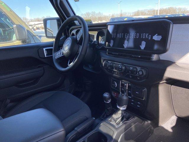 new 2025 Jeep Wrangler car, priced at $53,004