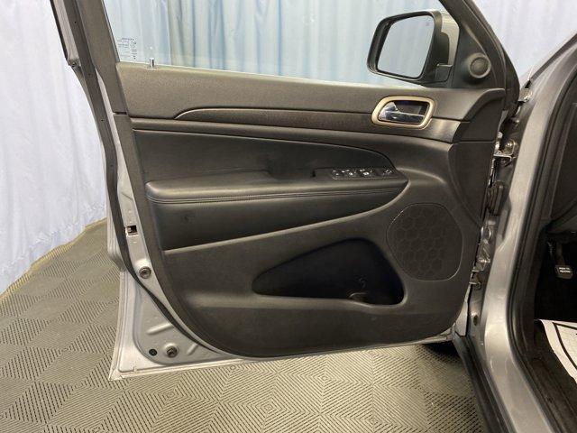 used 2015 Jeep Grand Cherokee car, priced at $10,999