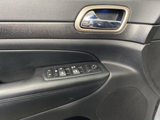 used 2015 Jeep Grand Cherokee car, priced at $10,999