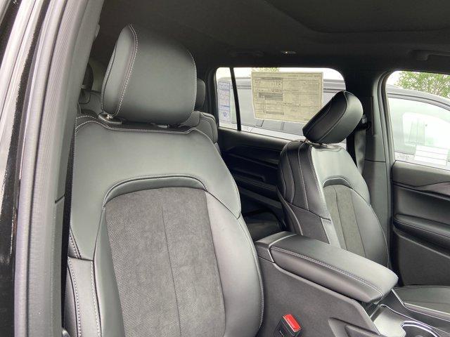 new 2025 Jeep Grand Cherokee L car, priced at $43,855