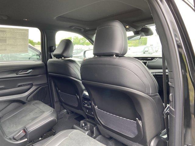 new 2025 Jeep Grand Cherokee L car, priced at $43,855