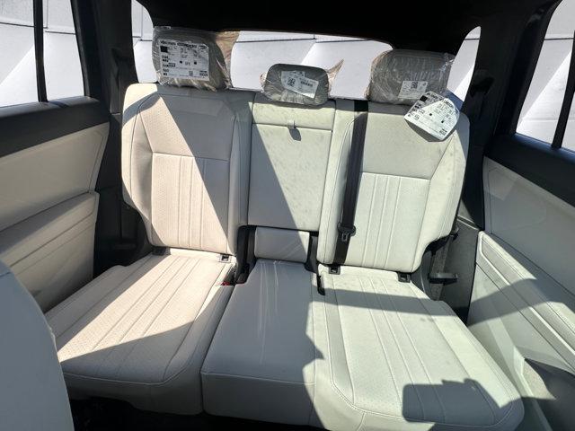 new 2024 Volkswagen Tiguan car, priced at $34,609