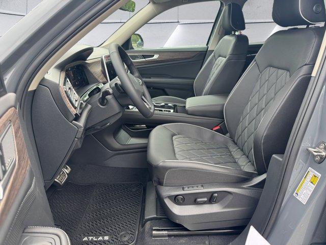new 2026 Volkswagen Atlas car, priced at $58,398