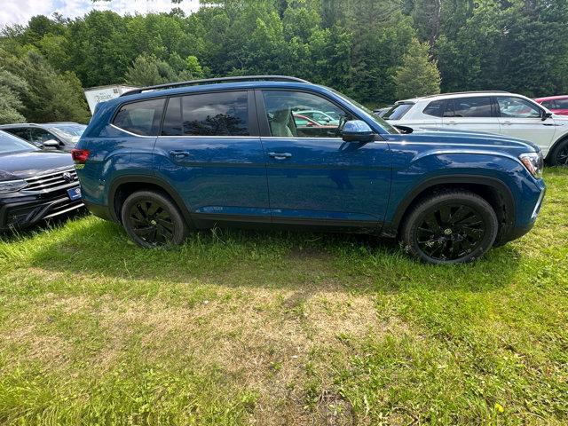 new 2025 Volkswagen Atlas car, priced at $54,116