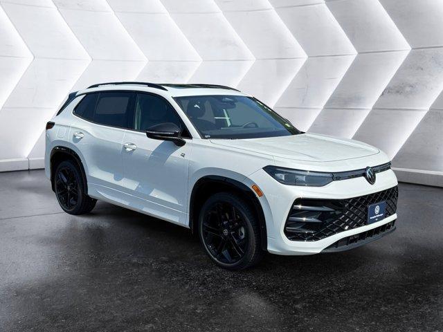 new 2025 Volkswagen Tiguan car, priced at $41,051