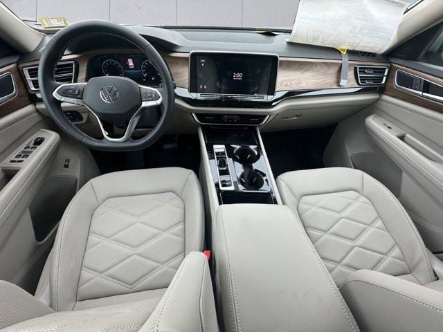 new 2025 Volkswagen Atlas car, priced at $47,137