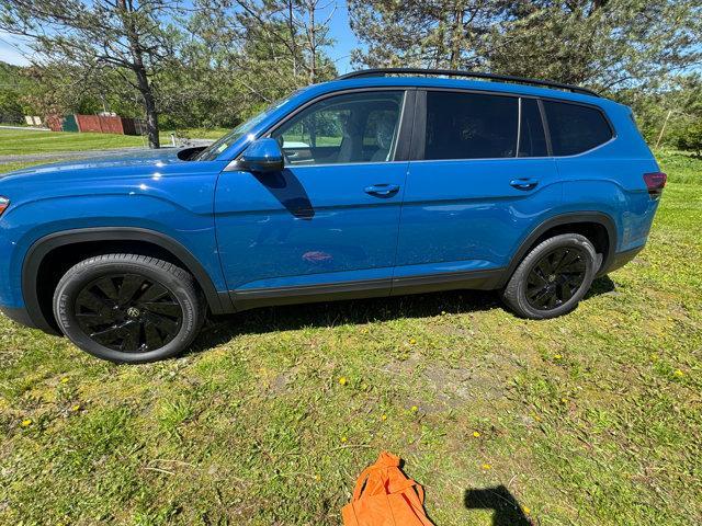 new 2025 Volkswagen Atlas car, priced at $46,967