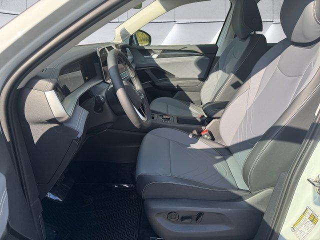 new 2025 Volkswagen Tiguan car, priced at $37,871