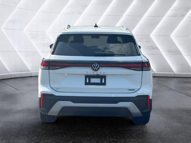 new 2025 Volkswagen Tiguan car, priced at $37,871