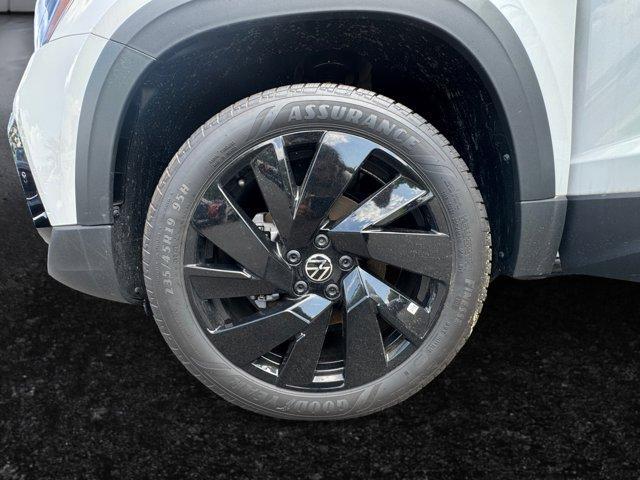 new 2024 Volkswagen Taos car, priced at $30,468