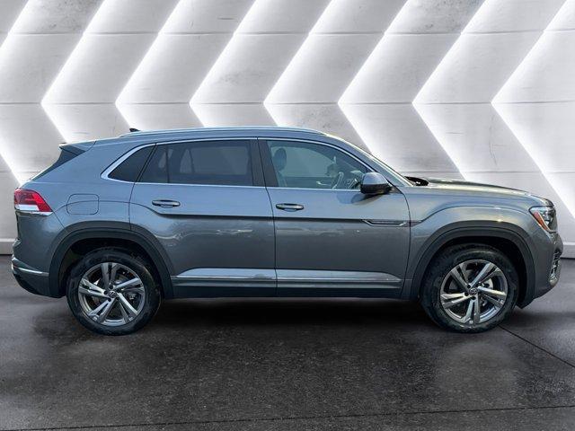 new 2024 Volkswagen Atlas Cross Sport car, priced at $48,021