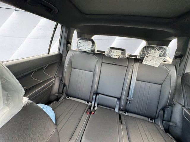 new 2024 Volkswagen Tiguan car, priced at $34,609
