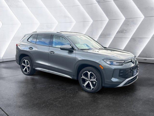 new 2026 Volkswagen Tiguan car, priced at $38,897