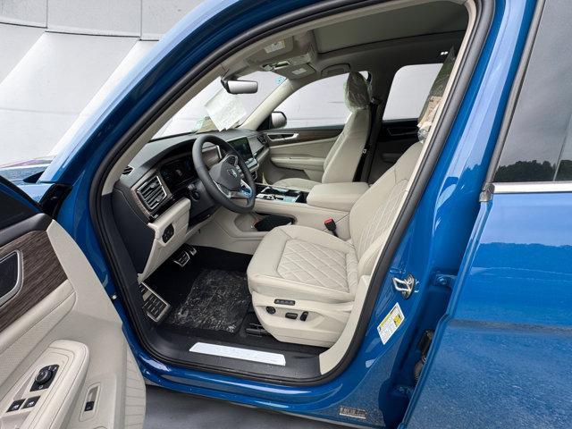 new 2025 Volkswagen Atlas car, priced at $54,286