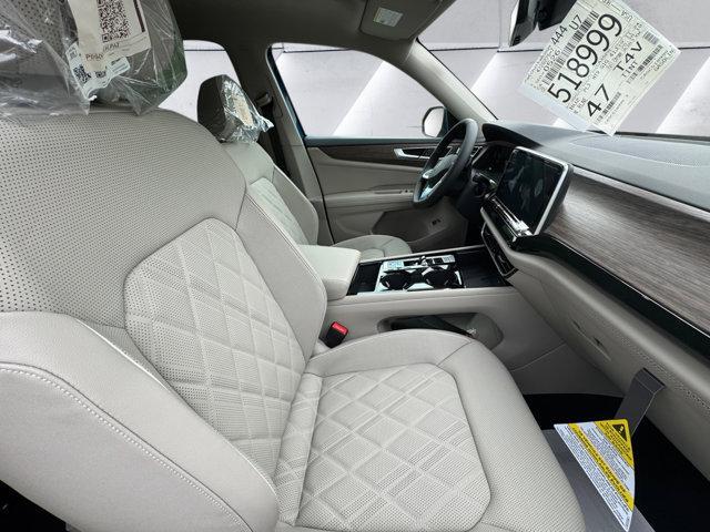 new 2025 Volkswagen Atlas car, priced at $54,286