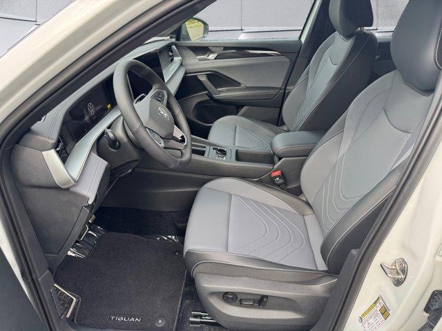 new 2025 Volkswagen Tiguan car, priced at $39,536
