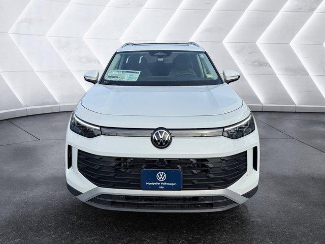 new 2025 Volkswagen Tiguan car, priced at $37,871