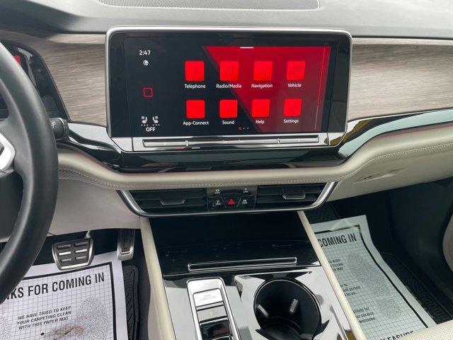 used 2025 Volkswagen Atlas car, priced at $45,395