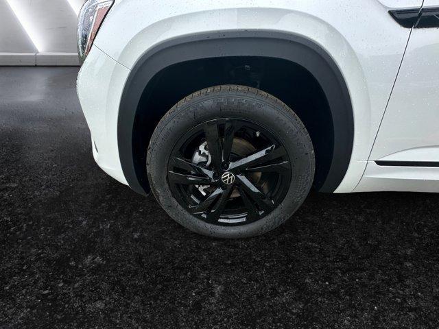 new 2025 Volkswagen Atlas Cross Sport car, priced at $50,676