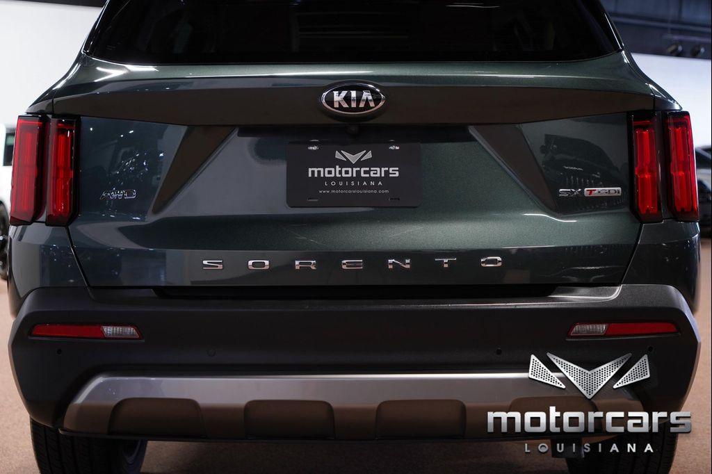 used 2021 Kia Sorento car, priced at $27,900