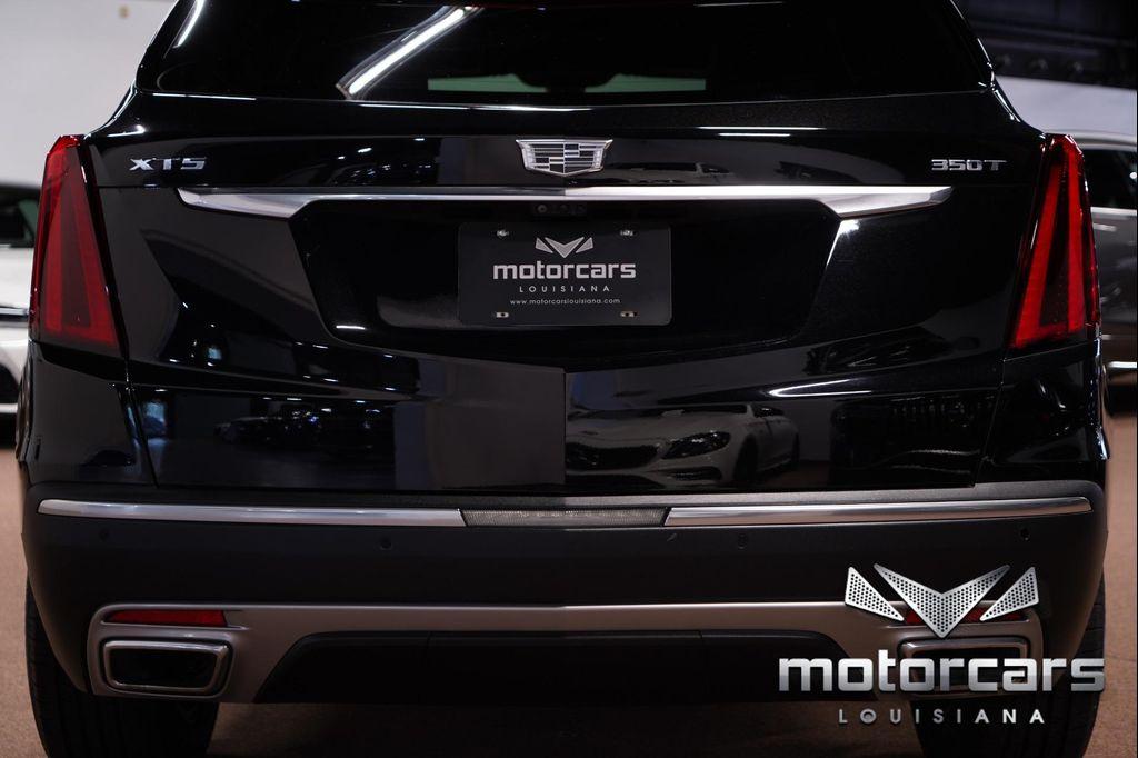 used 2021 Cadillac XT5 car, priced at $29,900