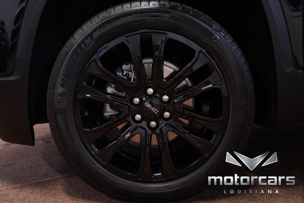 used 2023 GMC Acadia car, priced at $30,900