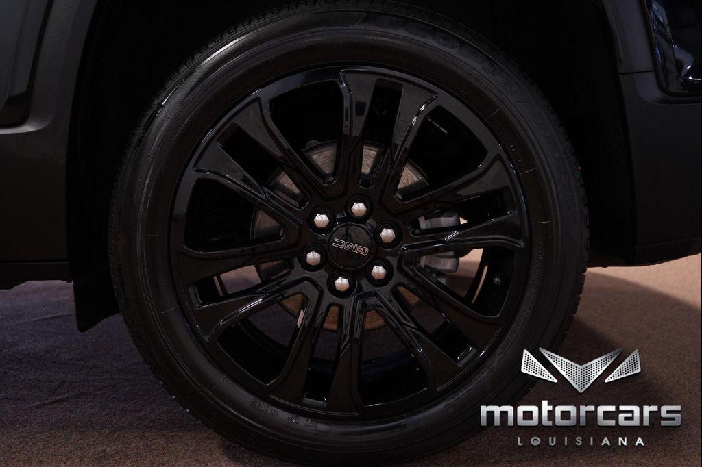 used 2023 GMC Acadia car, priced at $30,900