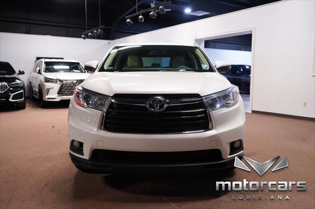 used 2015 Toyota Highlander car, priced at $18,900