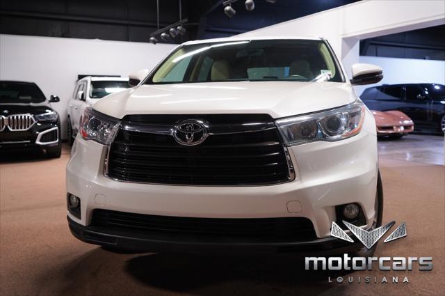 used 2015 Toyota Highlander car, priced at $18,900