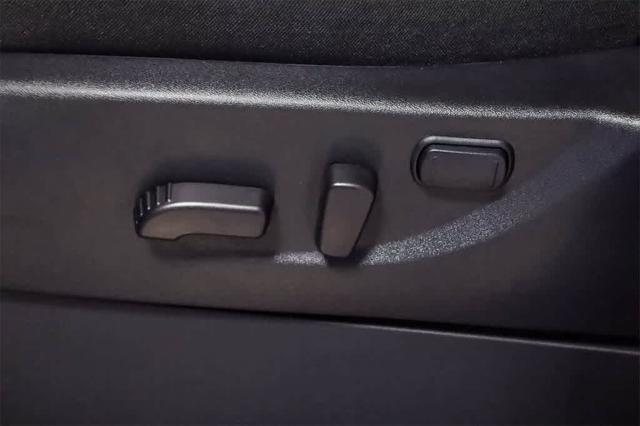 new 2025 Nissan Frontier car, priced at $40,995