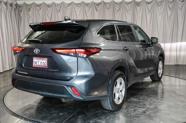 used 2024 Toyota Highlander car, priced at $39,138