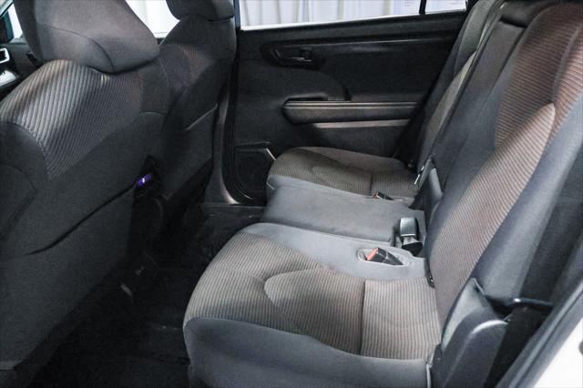 used 2023 Toyota Highlander car, priced at $32,596