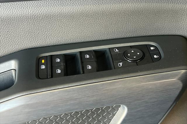 new 2025 Nissan Pathfinder car, priced at $44,825