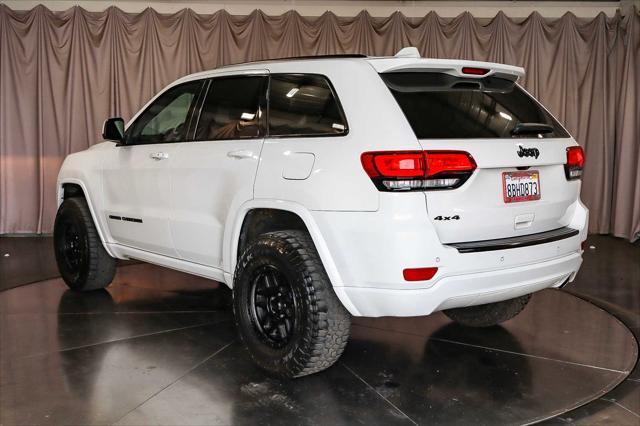 used 2018 Jeep Grand Cherokee car, priced at $17,995