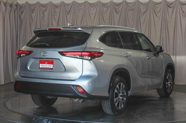 used 2022 Toyota Highlander car, priced at $29,975