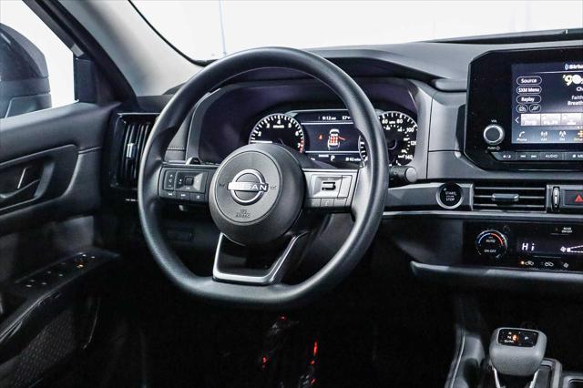 new 2025 Nissan Pathfinder car, priced at $37,720