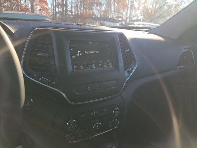 used 2020 Jeep Cherokee car, priced at $17,200