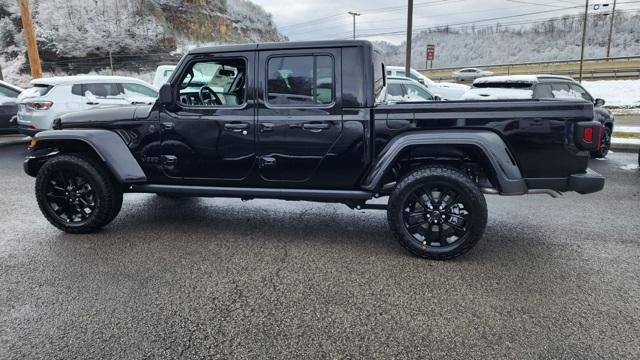 new 2025 Jeep Gladiator car, priced at $39,997