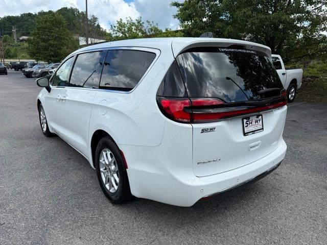 used 2023 Chrysler Pacifica car, priced at $23,500